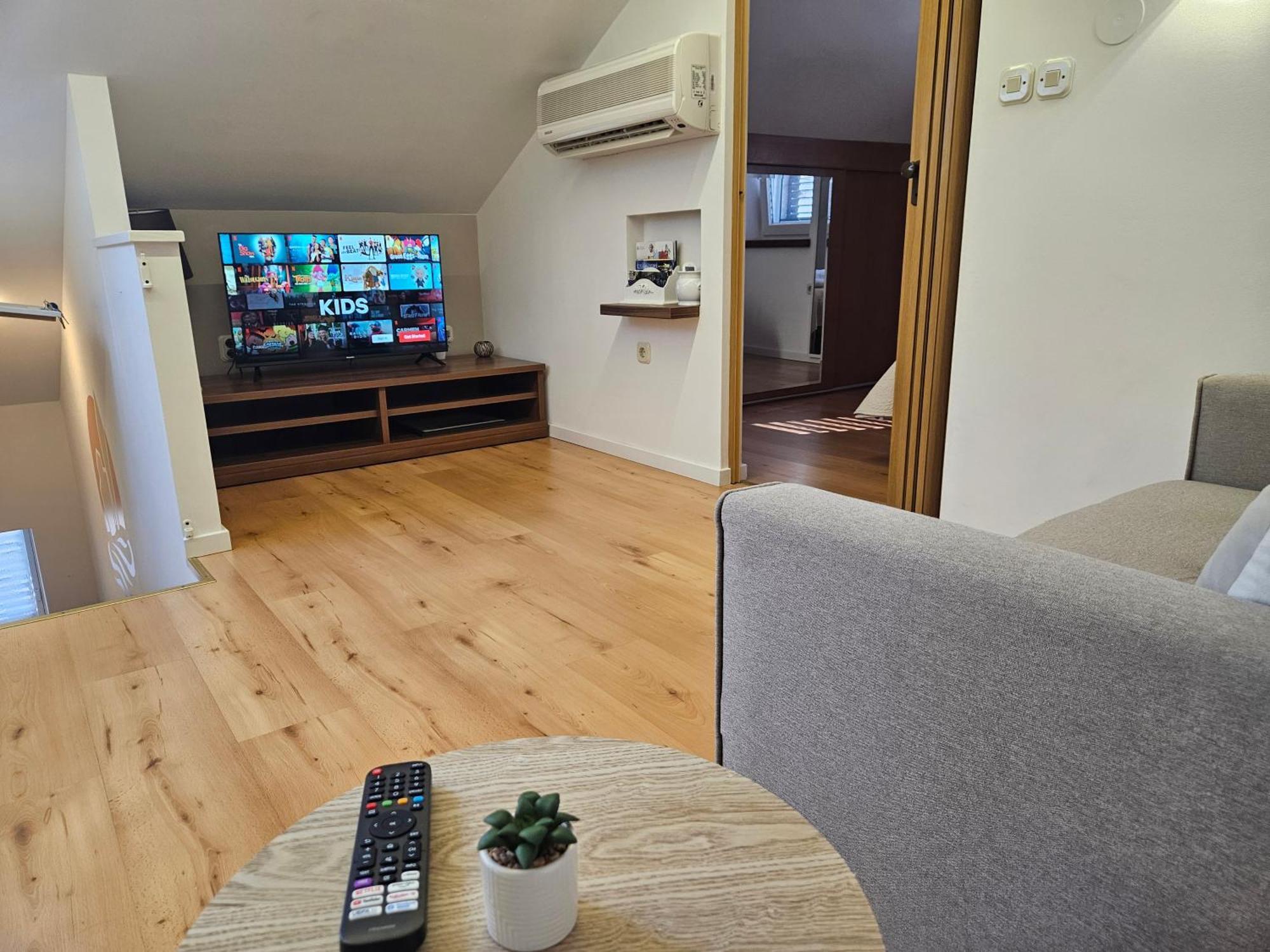 Lovely Attic Apartman-Melani Zadar Eksteriør bilde