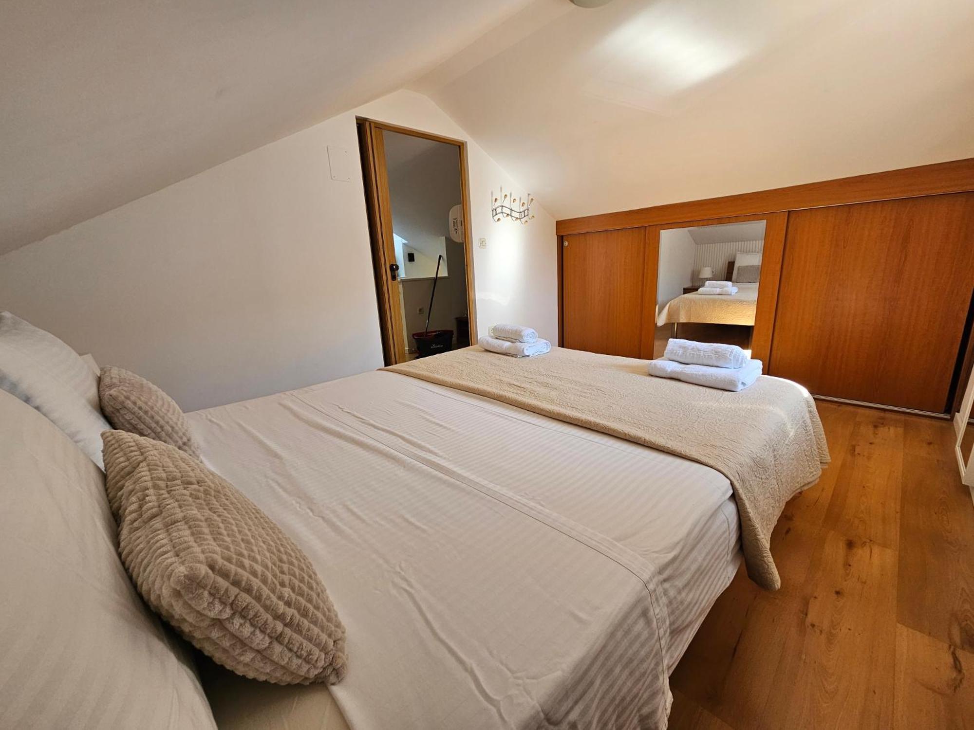 Lovely Attic Apartman-Melani Zadar Eksteriør bilde